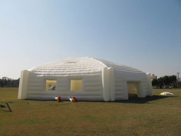 Inflatable Tent & Things 7