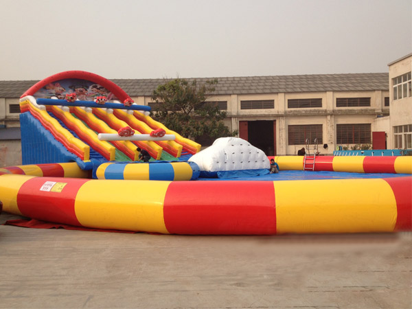 inflatable amusement playground park